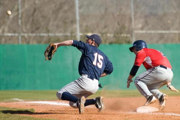 Eagles' bobble lead in wind-blown loss to King, 10-7