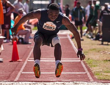 Mills, Freeman nab Field Athlete of the Year awards at SAC Championships