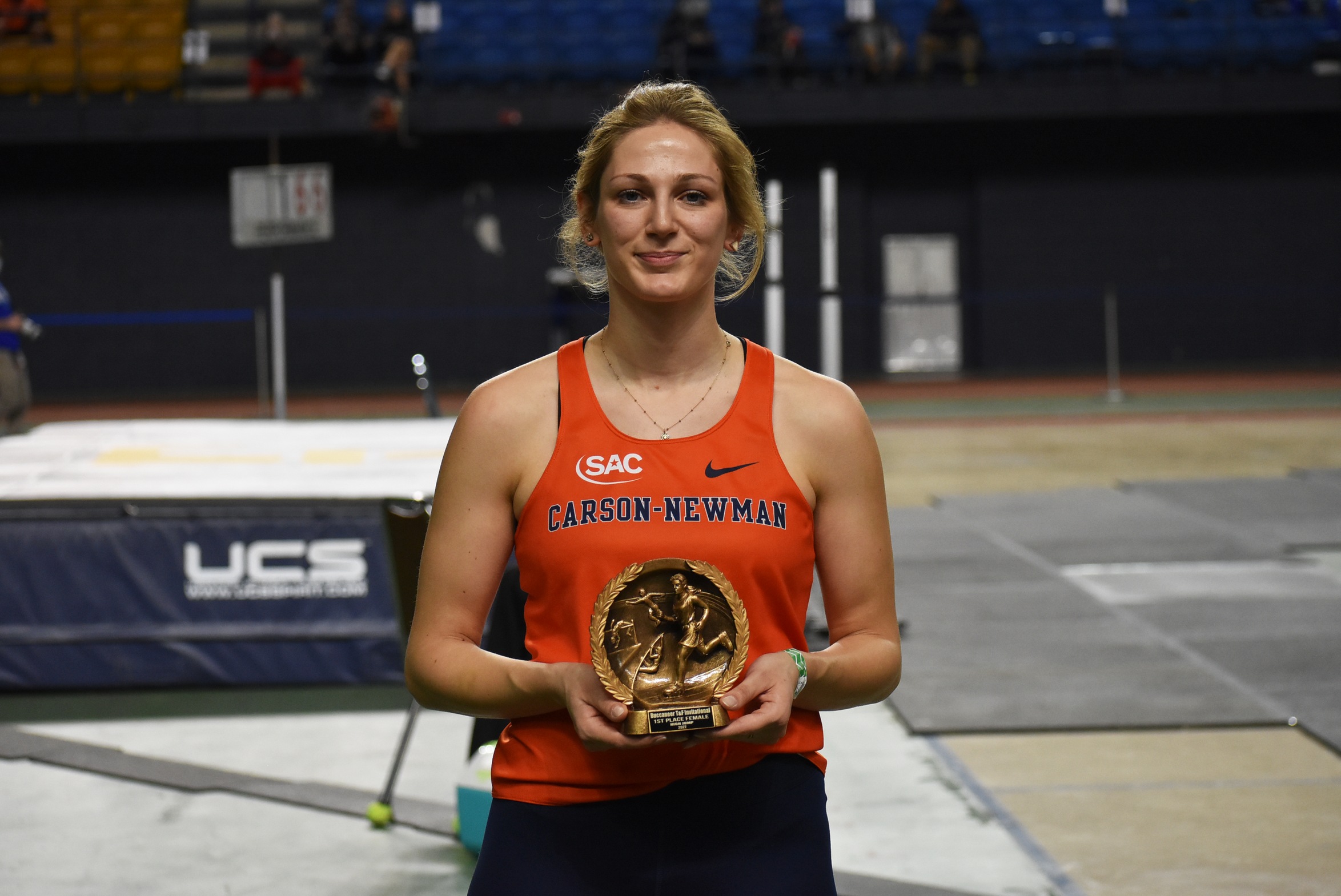 Schumacher records first event win of the season at day one of the Buccaneer Invitational