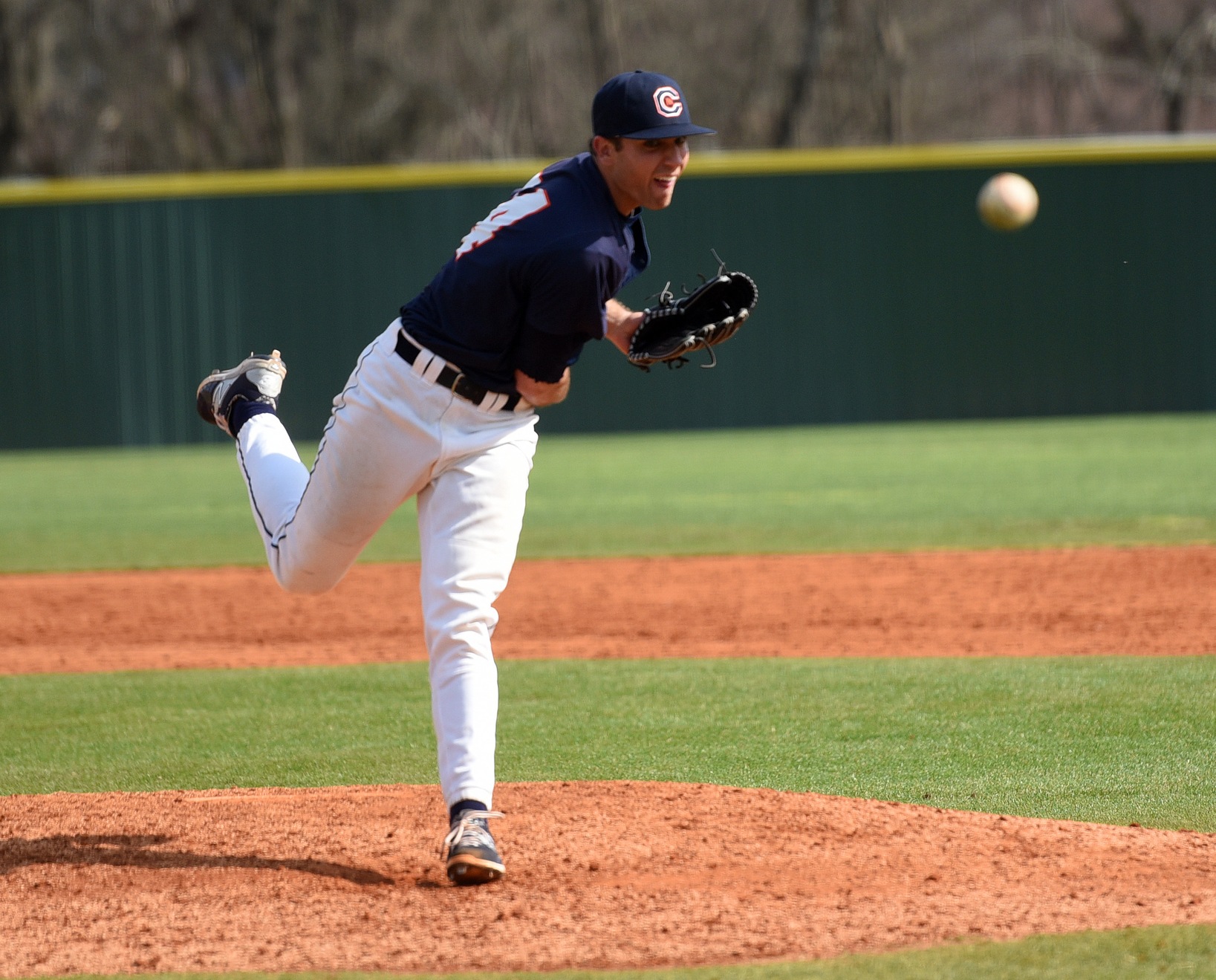 Electric offense, Gardner&rsquo;s gem pace Eagles sweep of Bulldogs