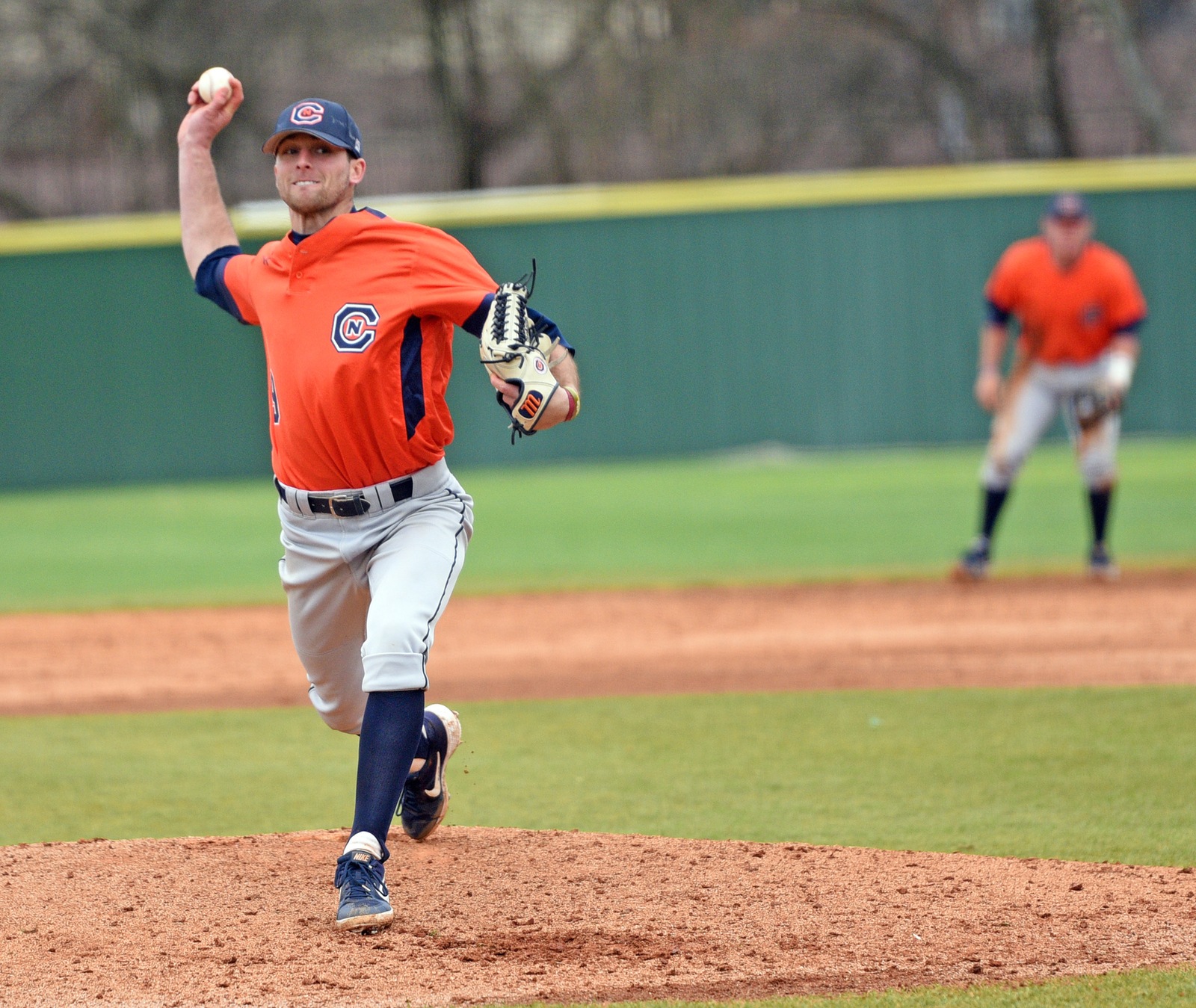 Eagles seal fifth-straight series versus Trojans