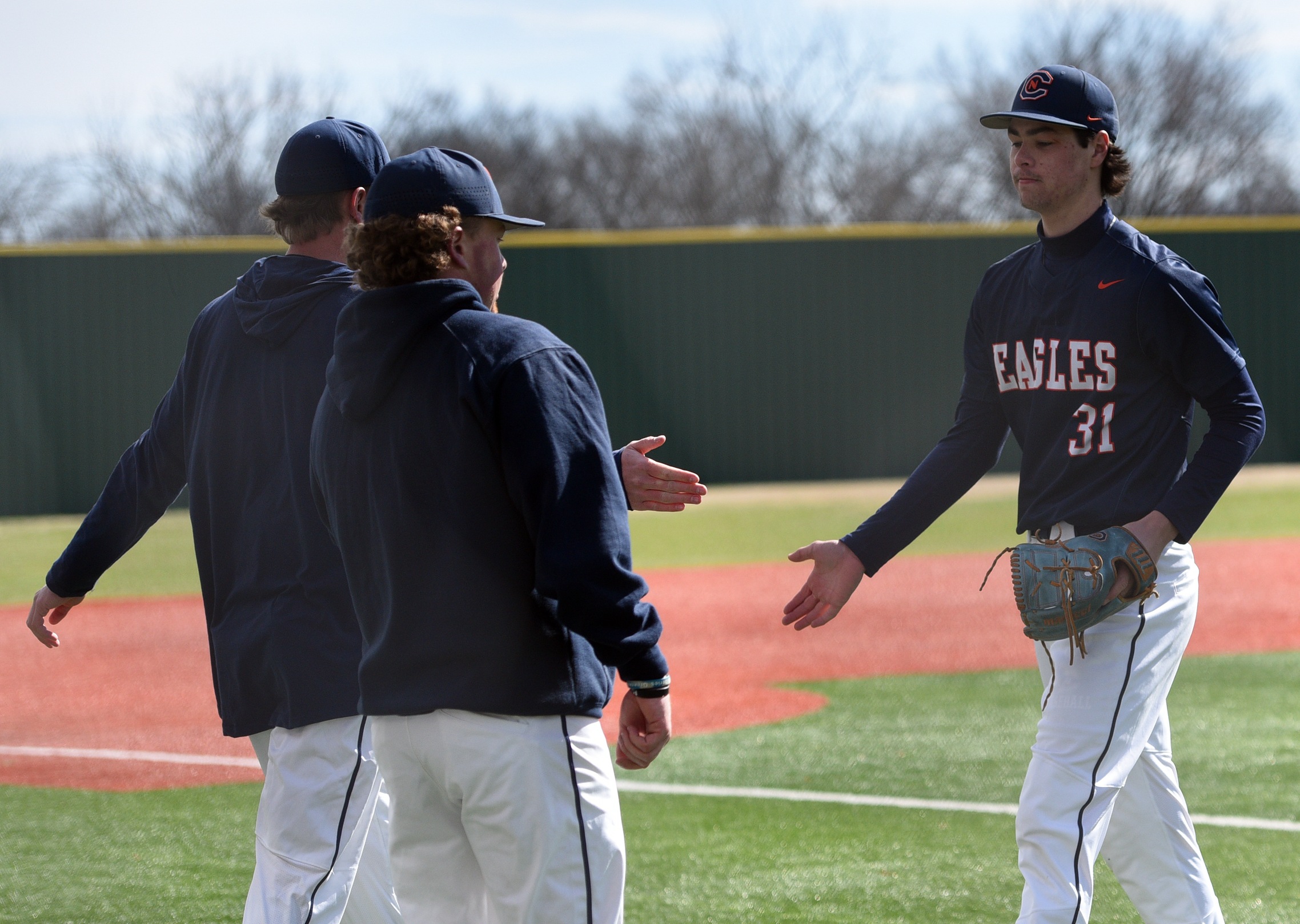 Eagles take doubleheader with E&H, off to best start in program history