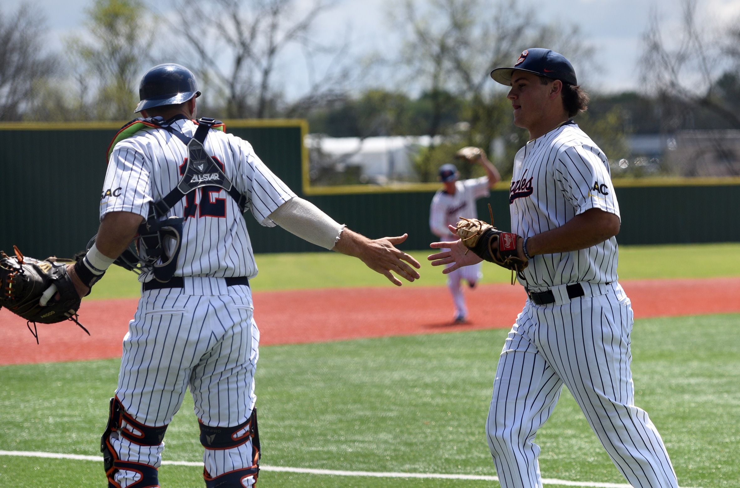 Eagles begin final road swing at King
