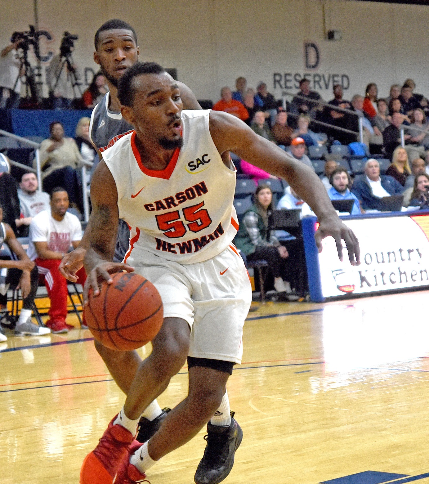 No. 18 Eagles drop dimes, Newberry in 109-87 triumph