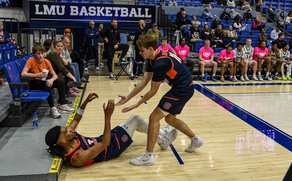 Defensively-dominant, ball-secure Eagles smother &lsquo;Splitters 74-65