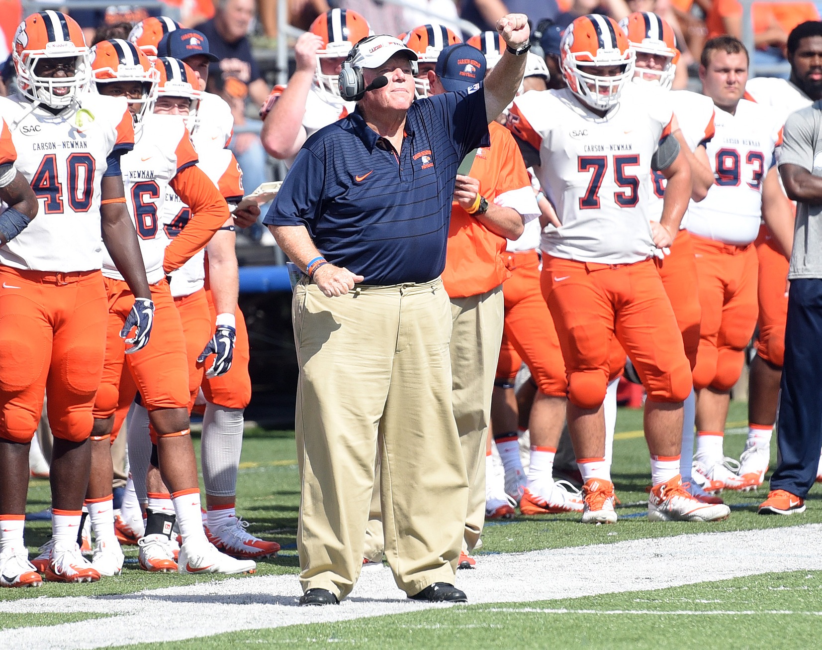 Week seven of The Mike Turner Show available online