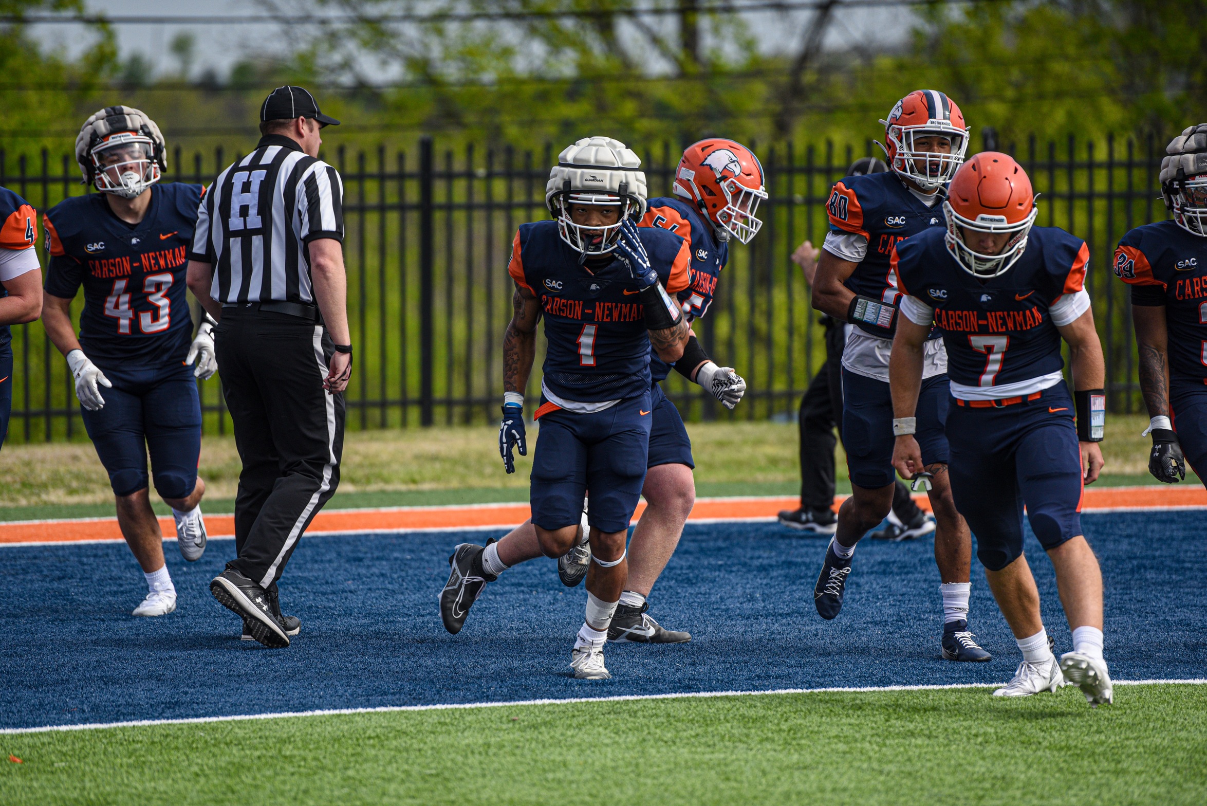 McCoy&rsquo;s touchdown helps Blue Waves defeat Orange Crush in C-N&rsquo;s spring game