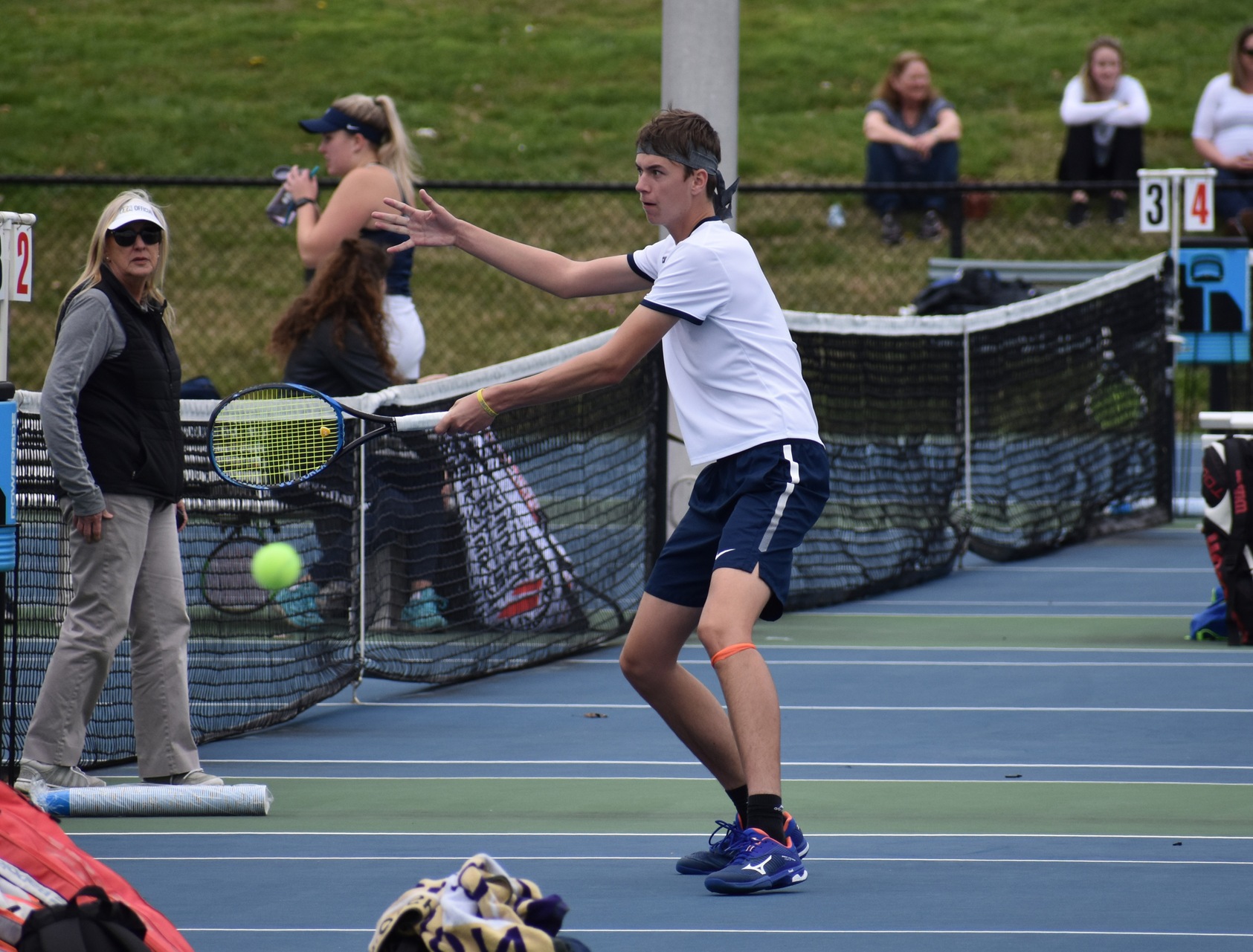 Eagles travel to Lee for final non-conference matchup