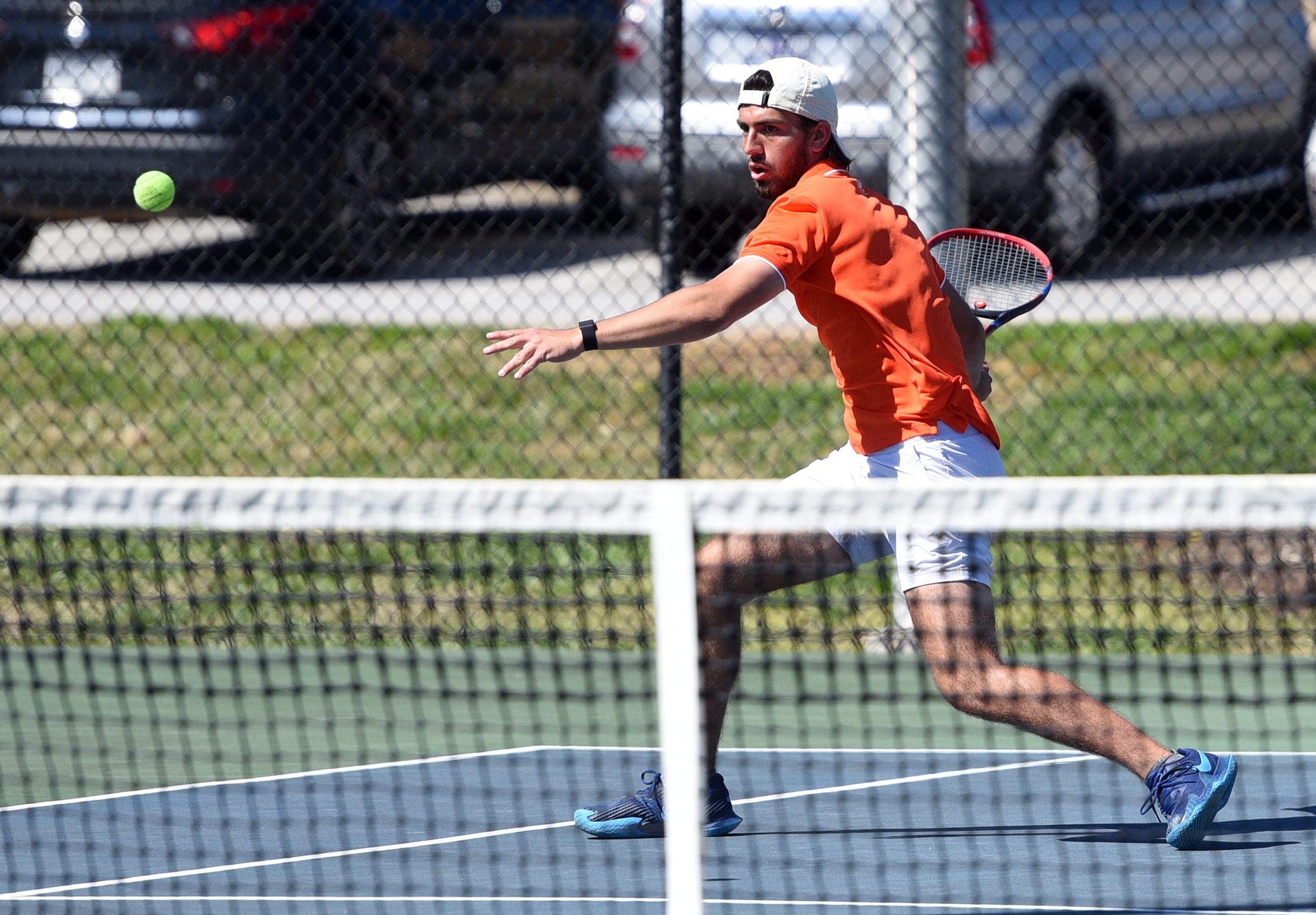 Eagles Fall on Road to LMU