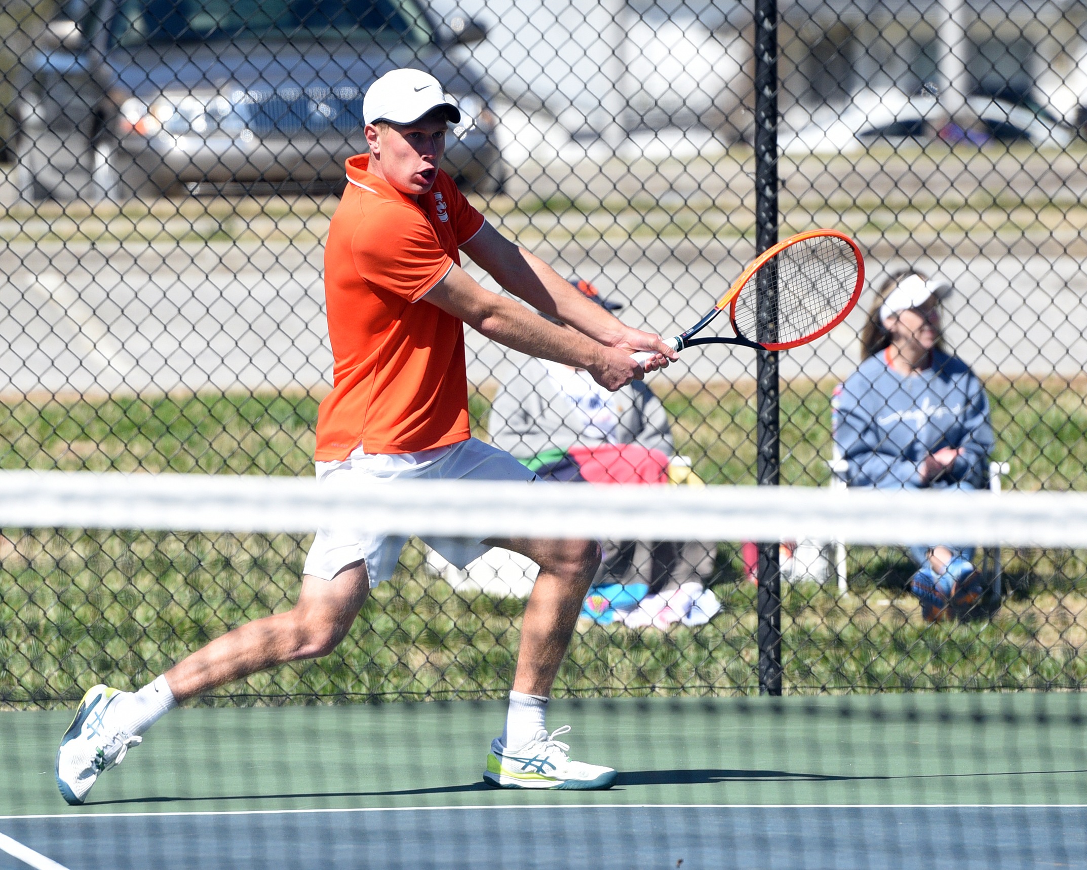 Better play from men&rsquo;s tennis falls shy in 2-5 loss to Young Harris