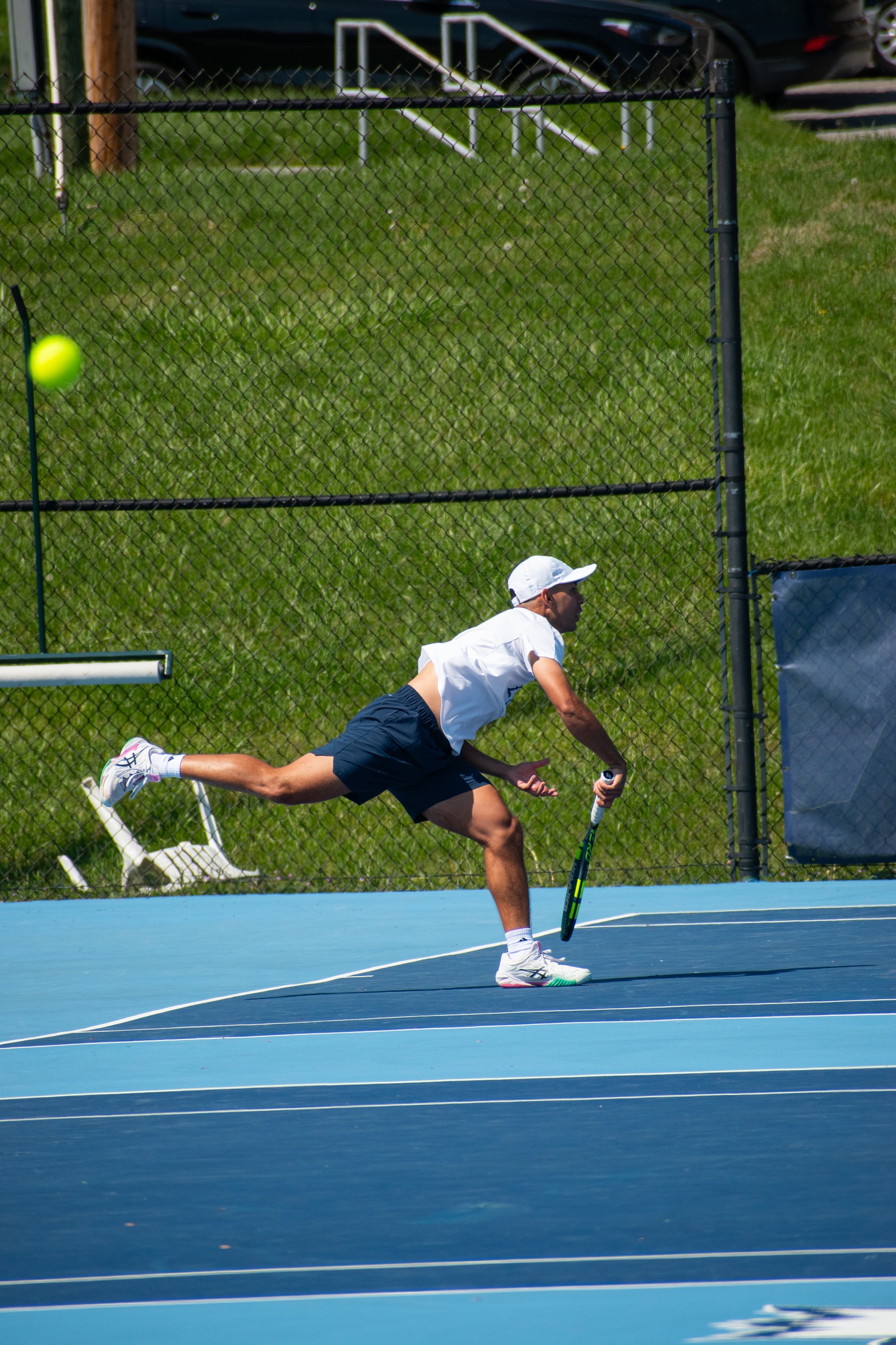 Close match with #24 LMU wraps up with a 4-1 loss
