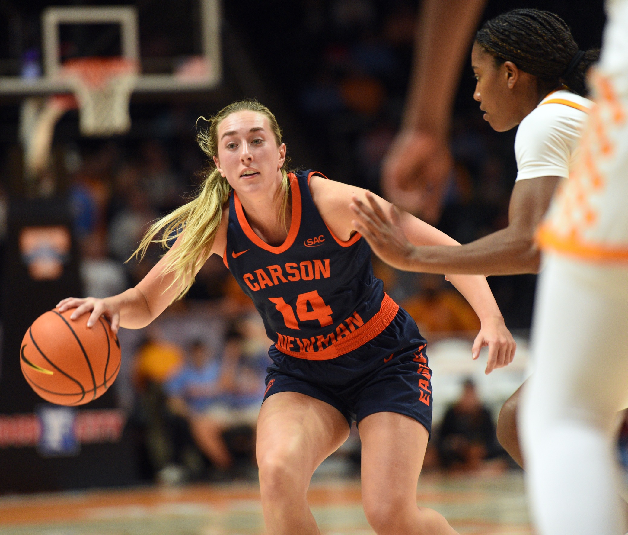 Lady Eagles head to Rocky Top for Halloween clash with Tennessee