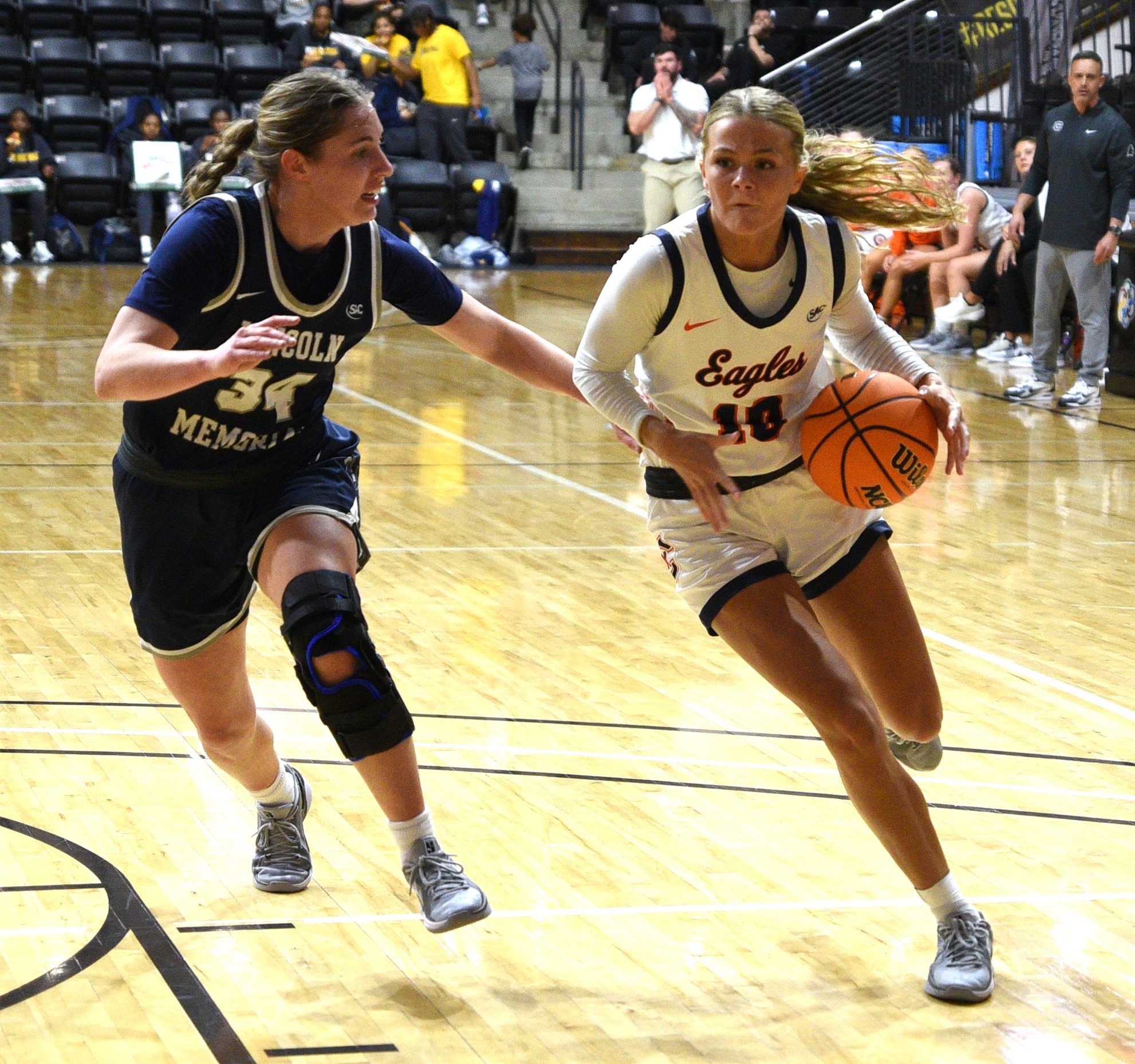 Lady Eagles come up short at #14 North Georgia