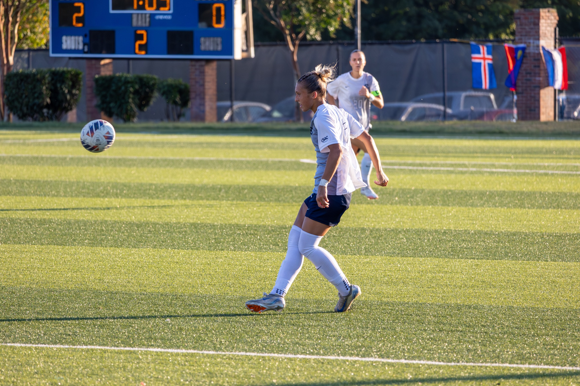 Senior Day showdown for C-N with AU