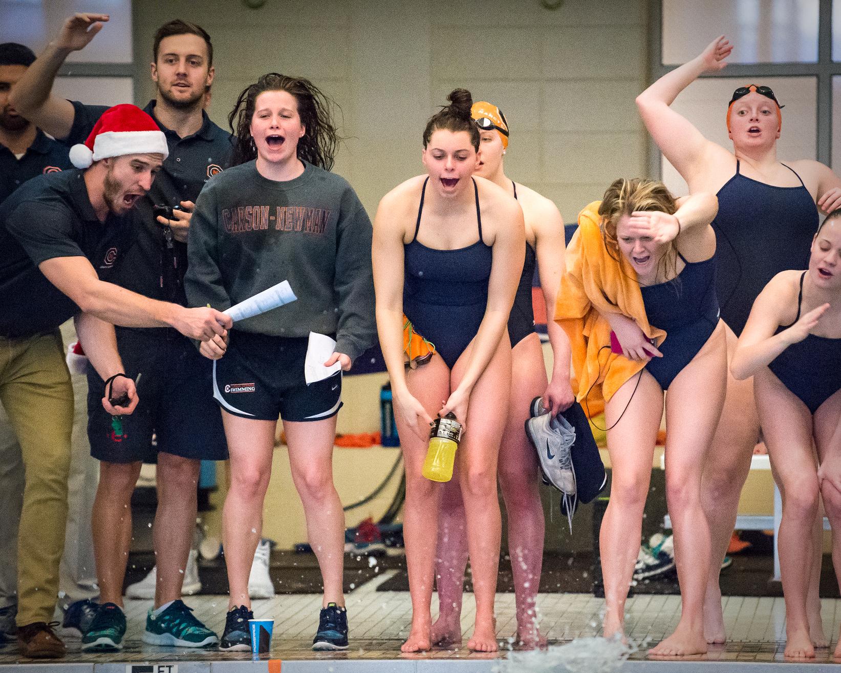 Open Water Swimming Championships Begin 2016-17 Schedule for Eagles