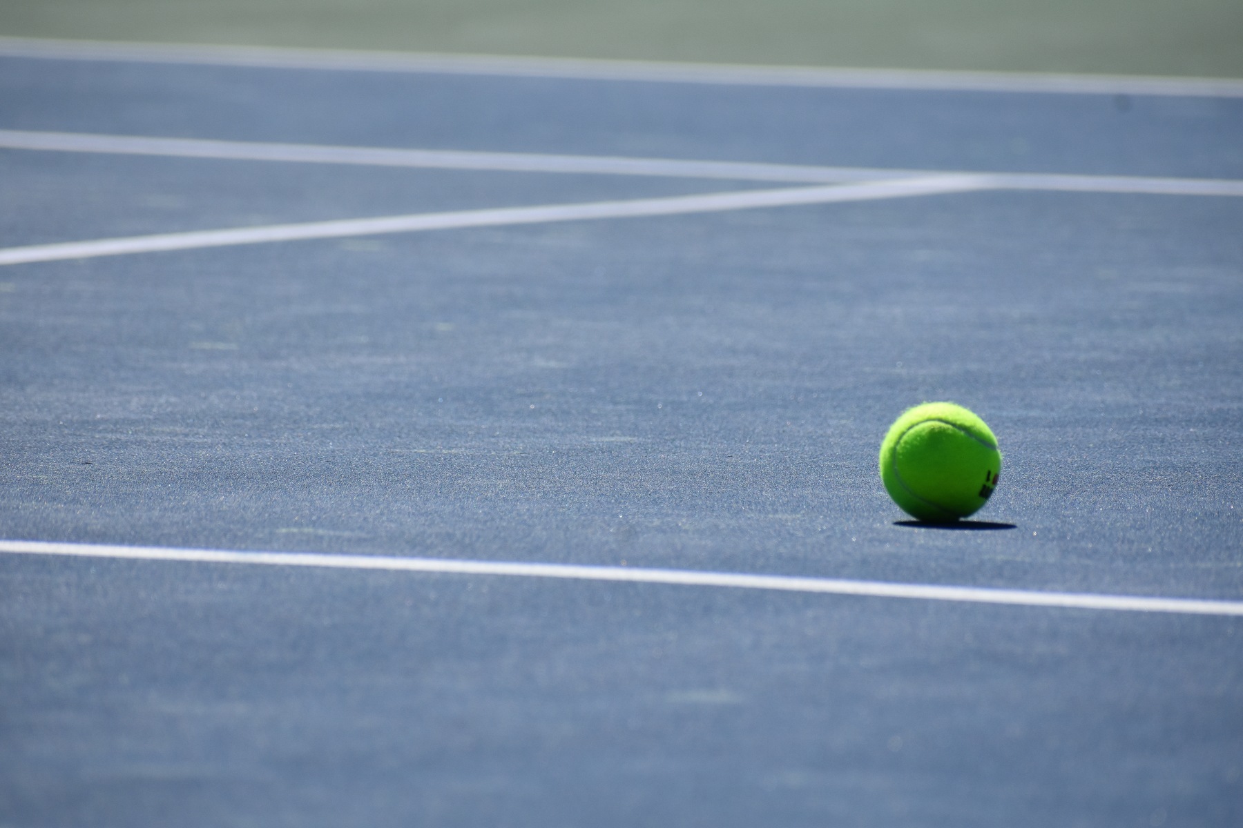 Tennis to reschedule midweek matchup with ranked Lee