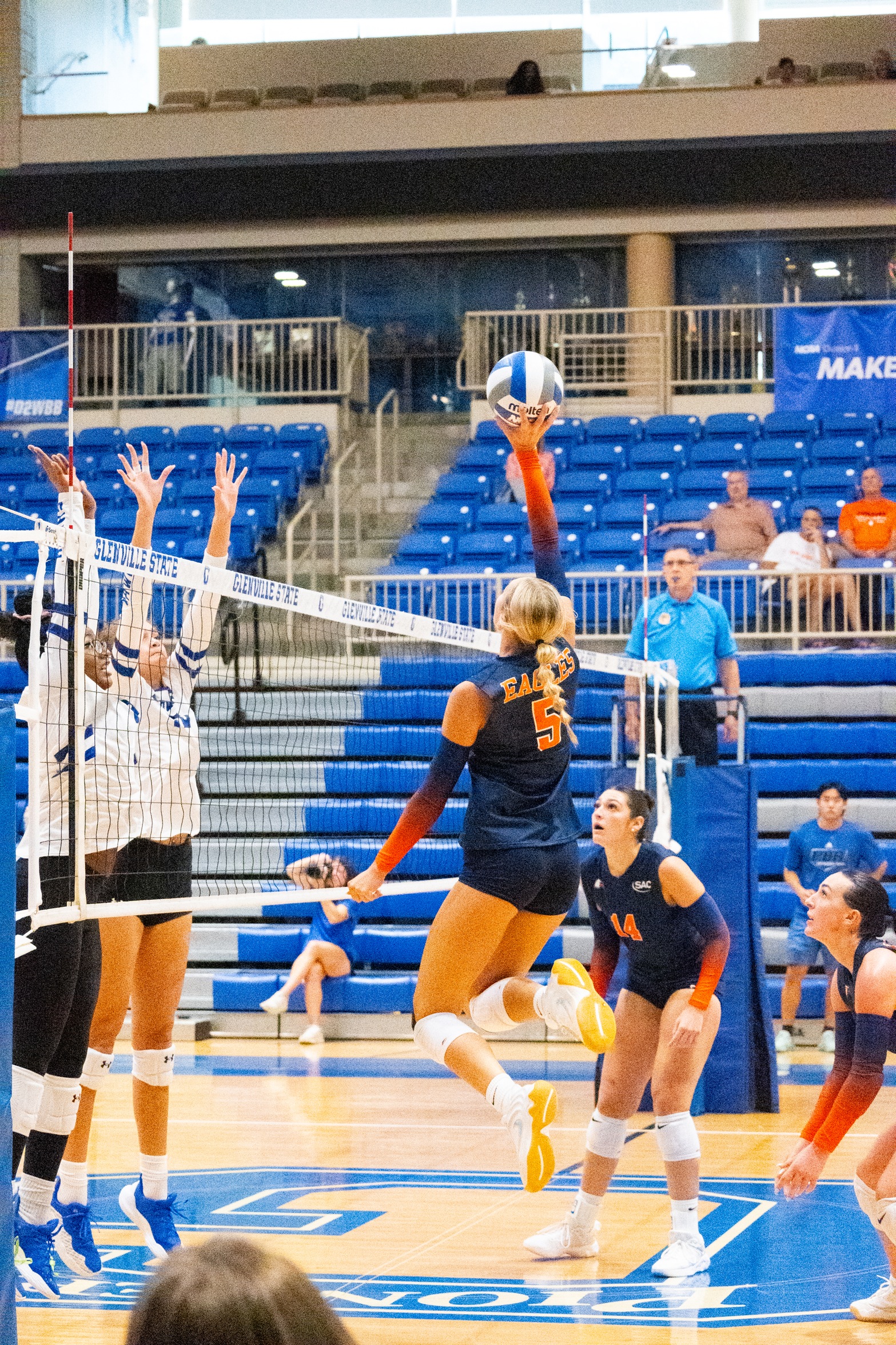 Ahsmuhs and Dziczkowski selected to Glenville State All-Tournament Team after stellar weekend